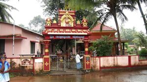 ಉಡುಪಿ ಬಬ್ಬುಸ್ವಾಮಿ ದೈವಸ್ಥಾನದಲ್ಲಿ ಕಳ್ಳತನ: ನಿದ್ದೆಯಿಂದ ಸಿಕ್ಕಿಬಿದ್ದ ಕಳ್ಳ