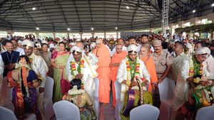  ಸಾಮೂಹಿಕ ವಿವಾಹ: ಮಲೆ ಮಾದಪ್ಪನ ಬೆಟ್ಟದಲ್ಲಿ ದಾಂಪತ್ಯಕ್ಕೆ ಜೀವನಕ್ಕೆ ಕಾಲಿಟ್ಟ 63 ಜೋಡಿಗಳು