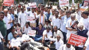  Siddaramaiah: ಸಿಎಂ ಸಿದ್ದರಾಮಯ್ಯ ಬೆಂಬಲಿಸಿ ಆಗಸ್ಟ್ 19ರಂದು ಮೈಸೂರು ಬಂದ್‌ಗೆ ನಿರ್ಧಾರ