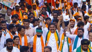 Sumalatha: ಬಿಜೆಪಿ-ಜೆಡಿಎಸ್ ಪಾದಯಾತ್ರೆ, ಸುಮಲತಾ ಏಕೆ ಪಾಲ್ಗೊಂಡಿಲ್ಲ! 