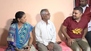  ಪೂಜೆ ಇದ್ದಿದ್ದು 4 ಕಿ.ಮೀ. ಸಮೀಪ, ಭೇಟಿ ಕೊಟ್ಟಿದ್ದು 350 ಕಿ.ಮೀ ದೂರದ ರೇಣುಕಾಸ್ವಾಮಿ ಮನೆಗೆ: ಪ್ರಥಮ್‌ ಕೊಟ್ಟ ಕಾರಣ ಏನು?