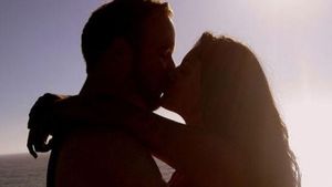  ತರಗತಿಯಲ್ಲೇ ವಿದ್ಯಾರ್ಥಿಗಳ ರೊಮ್ಯಾನ್ಸ್‌: ವಿಡಿಯೋ ಭಾರೀ ವೈರಲ್‌, ಭುಗಿಲೆದ್ದ ಆಕ್ರೋಶ