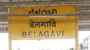Vande Bharat Train: ಹುಬ್ಬಳ್ಳಿ-ಪುಣೆ ವಂದೇ ಭಾರತ್ ರೈಲು, ಬೆಳಗಾವಿ ಜನರ ಅಸಮಾಧಾನ 