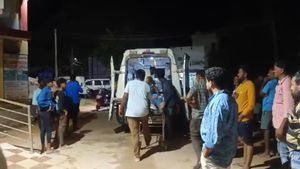 ತುಮಕೂರಿನಲ್ಲಿ ಭೀಕರ ಕಾರು ಅಪಘಾತ: ಆರು ಮಂದಿ ಸ್ಥಳದಲ್ಲೇ ಸಾವು