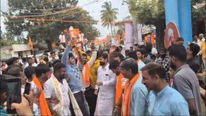 CT Ravi Dance: ಹಿಂದೂ ಮಹಾಸಭಾ ಗಣಪತಿ ಪ್ರತಿಷ್ಠಾಪನೆ: ಸಿ.ಟಿ.ರವಿ ಭರ್ಜರಿ ಡ್ಯಾನ್ಸ್- ವಿಡಿಯೋ ವೈರಲ್