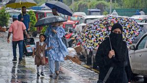 Cyclone Asna: ಸೆ. 5ರ ತನಕ ಮಳೆ, ಕರ್ನಾಟಕದಲ್ಲಿ ಅಧಿಕಾರಿಗಳಿಗೆ ಖಡಕ್ ಸೂಚನೆ  