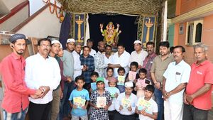 ಮೈಸೂರಿನಲ್ಲಿ ಭಾವೈಕ್ಯತೆಯ ಹಬ್ಬ: ಒಂದೇ ಸ್ಥಳದಲ್ಲಿ ಗಣೇಶೋತ್ಸವ, ಈದ್ ಮಿಲಾದ್ ಆಚರಣೆ