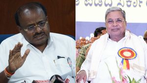  ಸಿಎಂ ಕೆಳಗಿಳಿಸಲು ನಾಗಮಂಗಲ ಗಲಭೆ ಪ್ಲ್ಯಾನ್‌: ಉದಾಹರಣೆ ಕೊಟ್ಟು ಕುಮಾರಸ್ವಾಮಿ ವಿವರಿಸಿದ್ದೇನು?