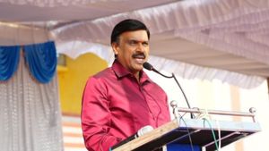 Janardhana Reddy : ಬಳ್ಳಾರಿ ಪ್ರವೇಶಿಸಲು ಕೊನೆಗೂ ಸುಪ್ರೀಂ ಕೋರ್ಟ್ ಅನುಮತಿ: ಜನಾರ್ದನ ರೆಡ್ಡಿ ಫಸ್ಟ್‌ ರಿಯಾಕ್ಷನ್‌  