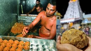 Tirupati Laddu Row: ಪಾವಿತ್ರ್ಯಕ್ಕೆ ಧಕ್ಕೆ ತಂದವರಿಗೆ ಕ್ಷಮಾಪಣೆ ಇಲ್ಲ, ಕೆಟ್ಟ ರಾಜಕೀಯ ಬೇಡ: ಜೈನ ಮುನಿ ಗಣನಂದಿ ಮಹಾರಾಜ