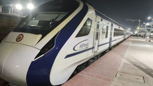 Vande Bharat Train: ಬೆಂಗಳೂರು-ಧಾರವಾಡ ವಂದೇ ಭಾರತ್ ಬೆಳಗಾವಿಗೆ ವಿಸ್ತರಣೆ, ಶೆಟ್ಟರ್ ಪತ್ರ 