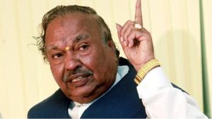 KS Eshwarappa: ಸಿದ್ದರಾಮಯ್ಯ ಕುಂಕುಮ ಹಚ್ಚಲು‌ ಮೈಮೇಲೆ ದೆವ್ವ ಬಂದಂತೆ ಆಡೋರು... ಈಗ...