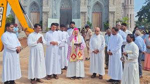 ಮೈಸೂರು ಸೇಂಟ್ ಫಿಲೋಮಿನಾ ಚರ್ಚ್ಗೆ ಹೊಸ ಲುಕ್‌: ನೂತನ ಪ್ರವೇಶ ದ್ವಾರಕ್ಕೆ ಅಡಿಪಾಯ