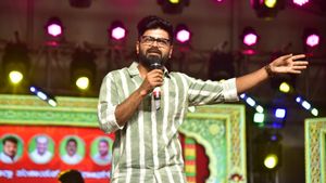 ಚಾಮರಾಜನಗರ ದಸರಾ: ನಾನು ಇದೇ ಕಾಡಿನವನು, ಇಲ್ಲಿ ಪಿಡಿಒ ಆಗಿದ್ದೆ ಎಂದ ನಟ ನಾಗಭೂಷಣ್