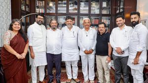 Shiggaon By Election: ಶಿಗ್ಗಾವಿ ಬಂಡಾಯ ಶಮನ, ನಿಟ್ಟುಸಿರು ಬಿಟ್ಟ ಕಾಂಗ್ರೆಸ್‌ ನಾಯಕರು 