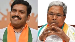 BPL Card: 15 ಬಜೆಟ್ ಮಂಡಿಸಿದ ಸಿಎಂಗೆ ಹಣ ಕ್ರೋಢೀಕರಿಸಲು ಆಗುತ್ತಿಲ್ಲ: ಬಿವೈ ವಿಜಯೇಂದ್ರ 