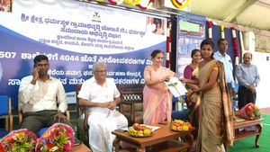 ಧರ್ಮಸ್ಥಳ ವತಿಯಿಂದ ಕೊಡಗಿನ ಸರ್ಕಾರಿ ಶಾಲೆಗಳಿಗೆ 72.25 ಲಕ್ಷ ರೂ ಮೌಲ್ಯದ ಬೆಂಚು-ಡೆಸ್ಕ್ ವಿತರಣೆ