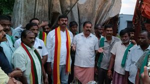  ಕೇರಳದಿಂದ ಕರ್ನಾಟಕಕ್ಕೆ ಕದ್ದುಮುಚ್ಚಿ ಕಸ ಹೊತ್ತು ತಂದ ಲಾರಿಗಳು ಲಾಕ್‌.! ಪ್ರತಿಭಟನಾಕಾರರ ಆಗ್ರಹವೇನು?