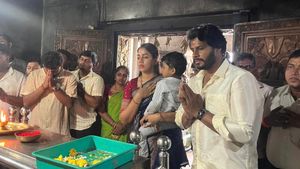 Chennapatna By Election: ಚನ್ನಪಟ್ಟಣ ಮತ ಎಣಿಕೆಗೂ ಮುನ್ನ ನಿಖಿಲ್ ಟೆಂಪಲ್ ರನ್! 