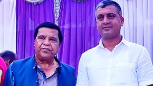 ಪುತ್ರನೊಂದಿಗೆ ಶೀಘ್ರವೇ ಕಾಂಗ್ರೆಸ್ ಸೇರಲಿದ್ದಾರೆ ಮಂಡ್ಯದ ಮಾಜಿ ಸಂಸದ 