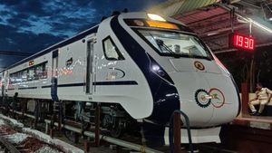 Vande Bharat Express: ಹುಬ್ಬಳ್ಳಿ-ಪುಣೆ ರೈಲಿಗೆ ಮತ್ತೊಂದು ನಿಲುಗಡೆಗೆ ಬೇಡಿಕೆ