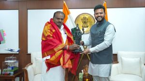 Hassan Airport: ಹಾಸನ ವಿಮಾನ ನಿಲ್ದಾಣ ಕುರಿತು ಬಿಗ್‌ ಅಪ್ಡೇಟ್ ಕೊಟ್ಟ ಹೆಚ್‌ ಡಿ ಕುಮಾರಸ್ವಾಮಿ