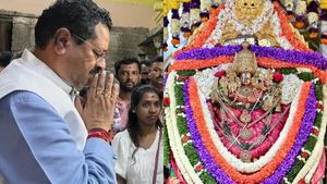 ಚಾಮುಂಡೇಶ್ವರಿ ಮುಂದೆ ವಿಶೇಷ ಫೈಲ್‌ ಇಟ್ಟು ಪೂಜೆ ಮಾಡಿಸಿದ ಯತ್ನಾಳ್‌