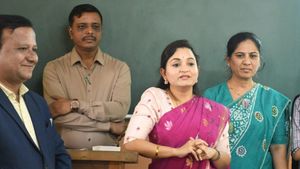 SSLC Exam: ಎಸ್‌ಎಸ್‌ಎಲ್‌ಸಿ ಪರೀಕ್ಷೆ, ವಿದ್ಯಾಕಾಶಿ ಧಾರವಾಡದಲ್ಲಿ ವಿಶೇಷ ಕಾರ್ಯಕ್ರಮ