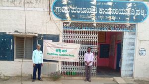 Bird Flu: ಬಳ್ಳಾರಿಯಲ್ಲಿ ಹಕ್ಕಿ ಜ್ವರ, ಅಂತರರಾಜ್ಯ ಚೆಕ್‌ಪೋಸ್ಟ್‌ ಸ್ಥಾಪನೆ