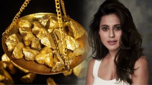 Gold Smuggling Case: ರನ್ಯಾ ರಾವ್ ಕೇಸ್: ನಟಿಯ ಜಾಮೀನು ಅರ್ಜಿ ವಜಾ- ಇನ್ನೊಬ್ಬ ಆರೋಪಿ ಅರೆಸ್ಟ್