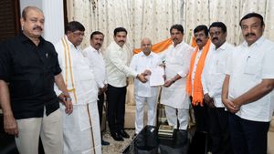 ಬಿಜೆಪಿ 18 ಶಾಸಕರ ಅಮಾನತು ಆದೇಶ ರದ್ದಾಗಿಲ್ಲ, ರಾಜ್ಯಪಾಲರು ಮಧ್ಯ ಪ್ರವೇಶಿಸಬೇಕು: ಬಿಜೆಪಿ ನಾಯಕರ ಮನವಿ