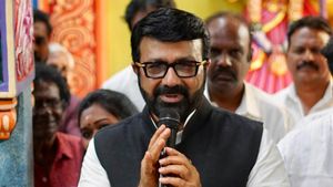 ಕಾಂಗ್ರೆಸ್‌ ಶಾಸಕ ಹ್ಯಾರಿಸ್ ಬಂಧನಕ್ಕೆ ಆಪ್‌ ಆಗ್ರಹ, ಕಾರಣವೇನು?