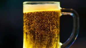 Liquor Price Hike: ರಾಜ್ಯ ಸರ್ಕಾರಕ್ಕೆ ಮದ್ಯ ಕಂಪನಿಗಳ ಡಿಮ್ಯಾಂಡ್: ಎಷ್ಟಾಗಿದೆ ಬಿಯರ್‌ ಬೆಲೆ ಹೆಚ್ಚಳ ?!