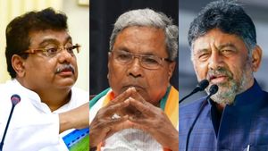 CM Post Fight: ಒಕ್ಕಲಿಗರ ಕೋಟೆಯಲ್ಲಿ ಲಿಂಗಾಯತ ಸಿಎಂ ಮಾತು: ಡಿಕೆಶಿ ಆಪ್ತನಿಂದಲೇ ಆ ನಾಯಕನ ಪರ ಬ್ಯಾಟಿಂಗ್