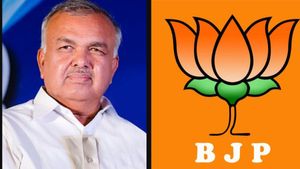 'Ramanagara: ಬಿಜೆಪಿ ಮಾಡಿದ್ರೆ ಬದಲಾವಣೆ, ಕಾಂಗ್ರೆಸ್ ಮಾಡಿದ್ರೆ ಅಪಪ್ರಚಾರ: ನೀವು ಕೆಂಪೇಗೌಡ ವಿರೋಧಿಯೇ?'