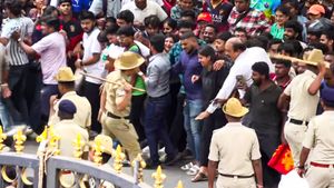 CM & DCM ರಾಜೀನಾಮೆಗೆ ಆಗ್ರಹಿಸಿ ಬೆಂಗಳೂರಲ್ಲಿ ನಾಳೆ ಬೃಹತ್ ಪ್ರತಿಭಟನೆ... Bengaluru Bandh