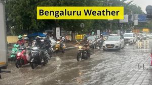 Bengaluru Weather Alert: ಇಂದು ನಗರಾದ್ಯಂತ ವ್ಯಾಪಕ ಮಳೆ ನಿರೀಕ್ಷೆ, ಸವಾರರು ಗಮನಿಸಿ! ಇಲ್ಲಿದೆ ಮುನ್ಸೂಚನೆ