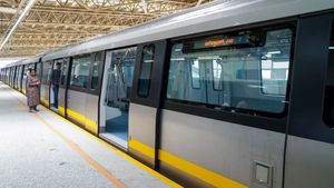 Metro: ಬೆಂಗಳೂರು ಮೆಟ್ರೋಗಿಂತ ದೆಹಲಿ ಮೆಟ್ರೋ ಪ್ರಯಾಣ ಅಗ್ಗ, BMRCL ಎಫ್‌ಎಫ್‌ಸಿ ವರದಿ ಬಿಡುಗಡೆಗೆ ಆಗ್ರಹ