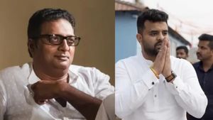 Actor Prakash Raj: ಪ್ರಜ್ವಲ್ ರೇವಣ್ಣಗೆ ಜೀವಾವಧಿ ಶಿಕ್ಷೆ; ಸಹಕರಿಸಿದ ಹಾಲಿ, ಮಾಜಿಗಳಿಗೆ ಶಿಕ್ಷೆಯಿಲ್ಲವೇ?: ಪ್ರಕಾಶ್ ರಾಜ್ 