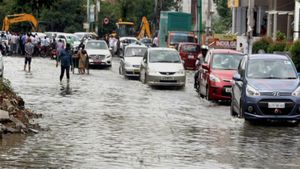 Heavy Rain: ವಾಯುಭಾರ ಕುಸಿತ ಹಿನ್ನಲೆ: ಬೆಂಗಳೂರಿನಲ್ಲಿ ಭಾರೀ ಮಳೆ 