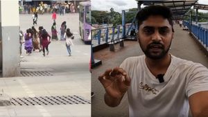 ಬೆಂಗಳೂರಿನ ಹೃದಯಭಾಗದಲ್ಲಿ ವೇಶ್ಯಾವಾಟಿಕೆ ದಂಧೆ: ಯೂಟ್ಯೂಬರ್ ವೈರಲ್ ವಿಡಿಯೋ ಇಲ್ಲಿದೆ!