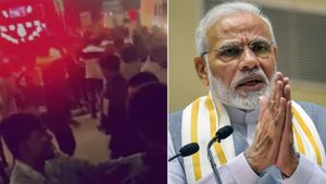 Hassan Tragedy: ಹಾಸನ ದುರಂತದ ಬಗ್ಗೆ ಪ್ರಧಾನಿ ನರೇಂದ್ರ ಮೋದಿ ಟ್ವೀಟ್‌: ಮೃತರ ಕುಟುಂಬಗಳು, ಗಾಯಾಳುಗಳಿಗೆ ಪರಿಹಾರ ಘೋಷಣೆ     