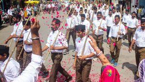 ಸರ್ಕಾರಿ ಸಂಸ್ಥೆಗಳ ಆವರಣದಲ್ಲಿ 