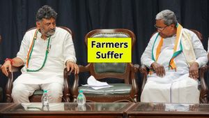 Karnataka CM: ಸಿಎಂ ಅಧಿಕಾರ ಹಂಚಿಕೆ ಕಚ್ಚಾಟದಲ್ಲಿ ರೈತರಿಗೆ ಸಂಕಷ್ಟ: ಬಿಜೆಪಿ ಹೋರಾಟ