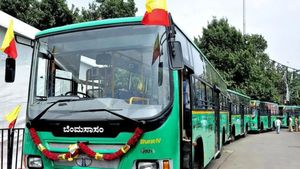 ಬಿಎಂಟಿಸಿ 'ಶಕ್ತಿ' ಹೆಚ್ಚಳಕ್ಕೆ ಜಾಹೀರಾತು ಪ್ರದರ್ಶನ ಆಸರೆ: 3,400 ಬಸ್‌ಗಳಿಂದ 263 ಕೋಟಿ ರೂ. ಆದಾಯ