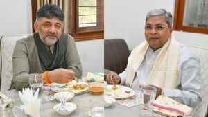 CM-DCM Breakfast: ನಾಳೆ ಡಿಕೆಶಿ ಮನೆಯಲ್ಲಿ ಸಿದ್ದರಾಮಯ್ಯ ಮೀಟಿಂಗ್: ಬ್ರೇಕ್‌ಫಾಸ್ಟ್‌ಗೆ ವೆಜ್ & ನಾನ್ ವೆಜ್..!