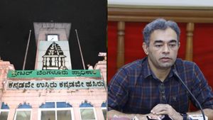 ಜಿಬಿಎ ವಿಶೇಷ ಅಯುಕ್ತರಿಂದ ಕಿರುಕುಳ? 5 ನಗರ ಪಾಲಿಕೆ ಕಂದಾಯ ನೌಕರರ ಮಹತ್ವದ ನಿರ್ಧಾರ