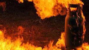 ಮೈಸೂರು ಅರಮನೆ  ಮುಂಭಾಗದಲ್ಲಿ ನೈಟ್ರೋಜನ್ ಗ್ಯಾಸ್ ಸಿಲಿಂಡರ್ ಸ್ಫೋಟ: ವ್ಯಕ್ತಿ ಸಾವು