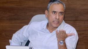 ಬೆಂಗಳೂರಲ್ಲಿ ಅನುಮತಿ ಇಲ್ಲದೆ ಈ ಕೆಲಸ ಮಾಡಿದರೆ  ದಂಡ, ಪ್ರಕರಣ ದಾಖಲು: ಜಿಬಿಎ ಕಮಿಷನರ್ ಮಹೇಶ್ವರ್ ರಾವ್