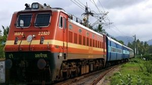  BIG Good News: ನಾಯಂಡಹಳ್ಳಿ ರೈಲು ನಿಲ್ದಾಣದಲ್ಲಿ ಗೋಲ್ ಗುಂಬಜ್ ಸೇರಿ ಹಲವು ಪ್ರಮುಖ ಎಕ್ಸ್‌ಪ್ರೆಸ್‌ ರೈಲುಗಳ ನಿಲುಗಡೆ
